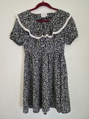 Black Ditsy Floral Mini Dress with Lilac Accents and Lace Collar
